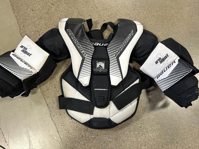 Used Youth Small/Medium Bauer Prodigy 3.0 Goalie Chest Protector