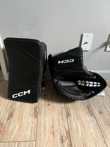Ccm axis 2.9 catcher and blocker Brand New