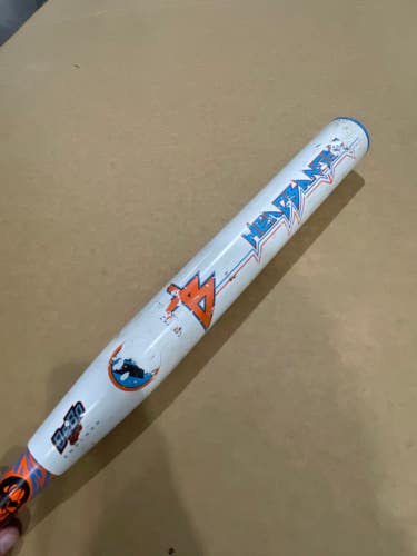 Worth Headbanger Slowpitch Softball Bat (-8) 26 oz 34"