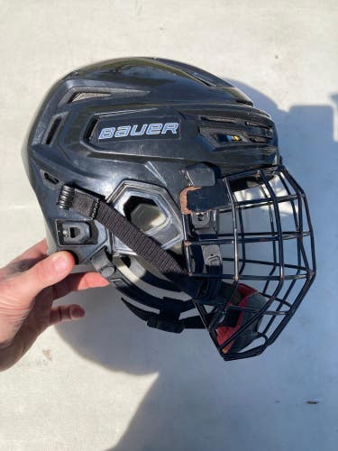 Black Used Medium Bauer Re-Akt Helmet