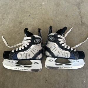 Used Youth Easton  11 Hockey Skates