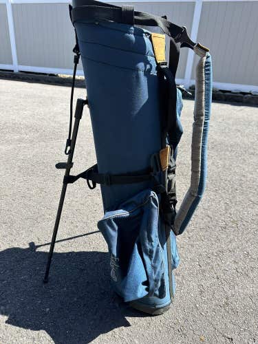 SUN MOUNTAIN ECLIPSE Carry Stand Golf Bag 4-Way Lightweight Blue