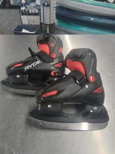 Used Ryde Adjustable Soft Boot Skates