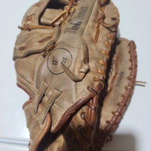 Used Right Hand Throw BM 76 Nokona Baseball Glove 12"