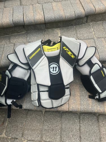 Warrior RX3E chesty int large