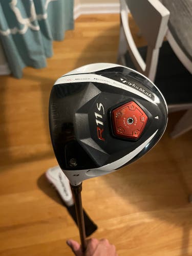 Used Men's TaylorMade Left Hand Regular Flex 9 Loft R11s Driver