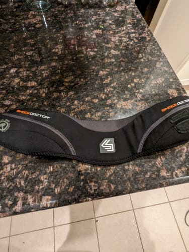 Shock Doctor Ultra Neck Guard size XL