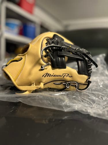 *NEW* Mizuno Pro Baseball Glove - 11.5”