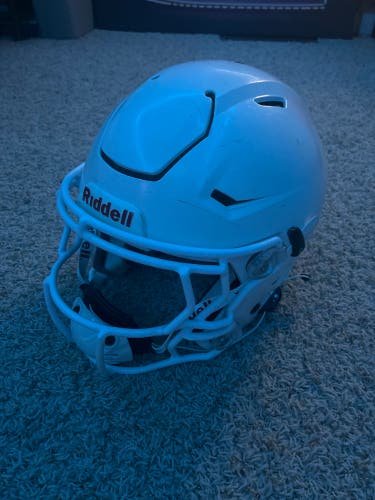 Used Adult Riddell SpeedFlex Helmet
