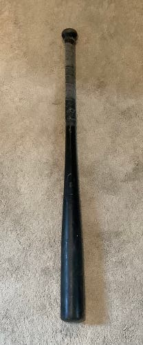 Used  Baum BBCOR Certified Composite 30oz 33" Gold Stock Bat