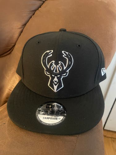 Milwaukee Bucks New Era NBA SnapBack Hat