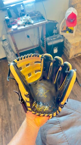 11.75" Rawlings Heart of the Hide PRO205-6BCSS