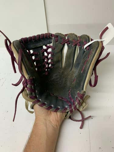 Used 12 1 2" Fielders Gloves