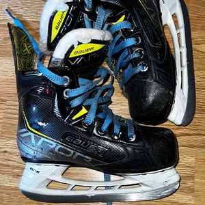 Used Youth Bauer Regular Width  12.5 Vapor 3X Hockey Skates