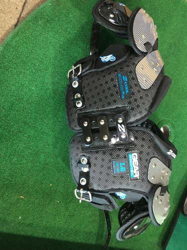 Used Pro-tec Gear Pro Tec Z-cool Youth 95-120lbs Lg Football Shoulder Pads