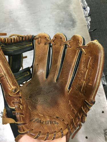 Used Mizuno Clasic Ccp55s2 11 3 4" Fielders Gloves