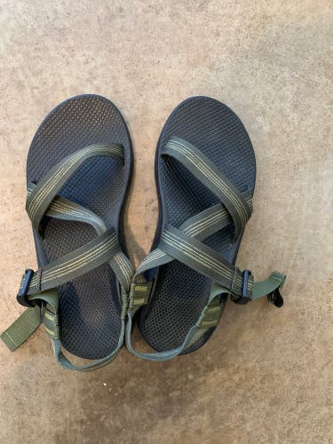 Chacos Size 11