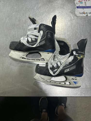 Used Bauer Supreme One95 Junior 02.5 Ice Hockey Skates
