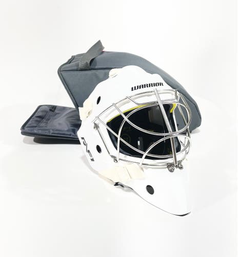 New Warrior Ritual F1 Pro Stock Goalie Mask w/Bag and Throat Guard - White