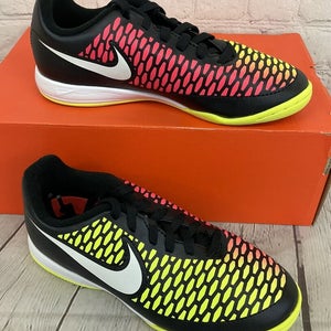 Nike JR Magista Onda IC Youth Soccer Shoes Black White Hyper Punch US 1.5Y