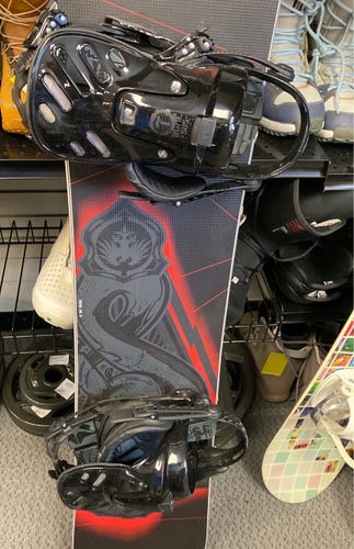 Never Summer Cobra with ROME SDS bindings Used Men's Snowboard 161cm