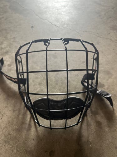 New  Bauer Full Cage Profile III Facemask
