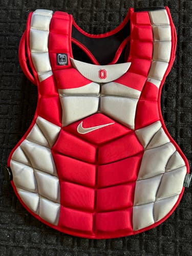 New Nike College Catcher's Chest Protector Ohio State