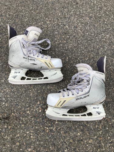 Used Junior Bauer Supreme One.6 Hockey Skates Regular Width Size 3.5
