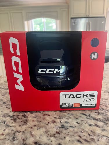 Brand New Ccm tacks 720 medium hockey helmet