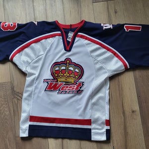 White Used Small Adult Unisex Jersey