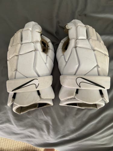 Nike Vapor Select Lacrosse Gloves