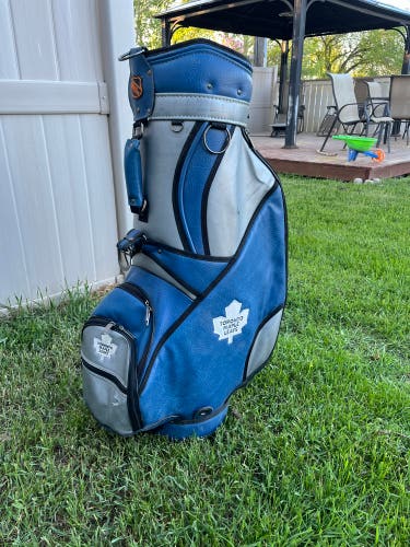 Maple Leafs golf bag