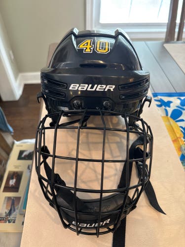 Bauer Re-Akt 75 Small Hockey helmet