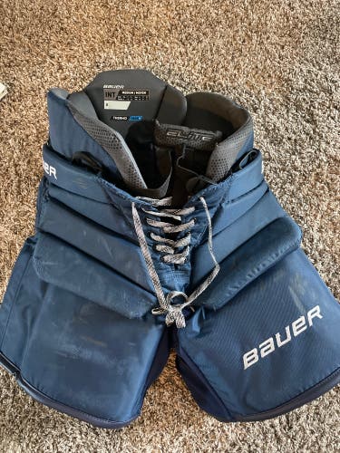 Used Bauer Elite Hockey Goalie Pants. Navy, Intermediate Medium