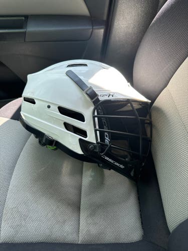 Lacrosse Helmet Cascade CPV-R