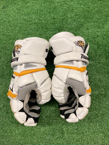 Used Towson NCAA Team Issue Under Armour Engage Medium Lacrosse Gloves