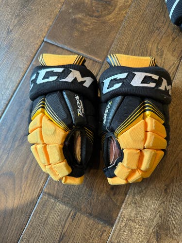 CCM 11" Tacks 7092 Gloves