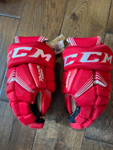 CCM 12" Tacks 7092 Gloves