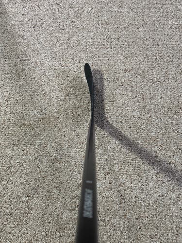 Used Senior PRO Right Handed P92(ST:Stamkos/P92 Oates) Hockey Stick