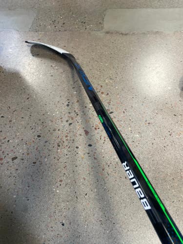 Used Senior Bauer Nexus Geo Hockey Stick Right Handed P29