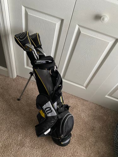 Jr golf club set with standing bag