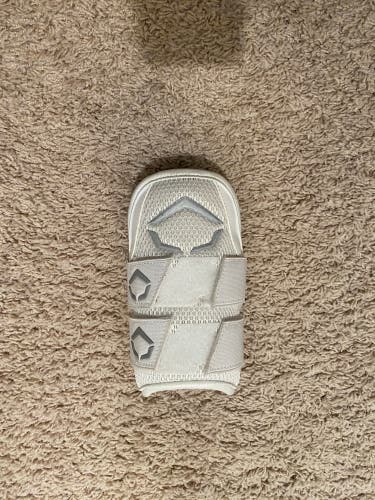 EvoShield Double Strap Elbow Guard