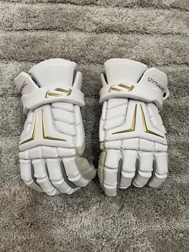 New True Dynamic Gloves