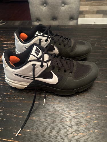 Nike Black/White Alpha Huarache Elite 2 Turf Baseball Shoes