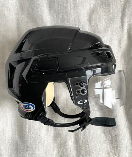 Used Medium CCM Vector V08 Helmet Pro Stock