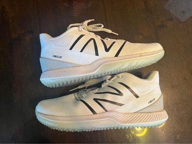 White Used Size 7.0 (Women's 8.0) Adult Men's New Balance Shoes