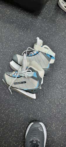 Used Powertek Sr5 Junior 05 Ice Hockey Skates