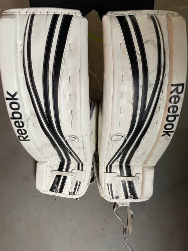 Reebok Premier 4 18K Goalie Leg Pads 35 + 2