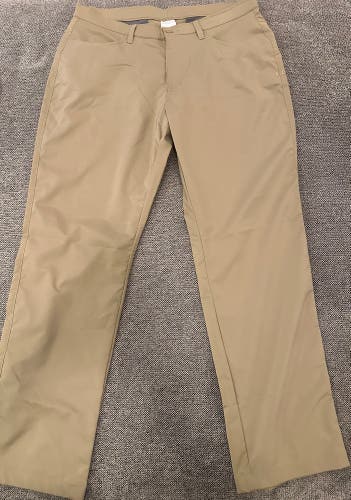 Under Armour Khaki pants  38x32