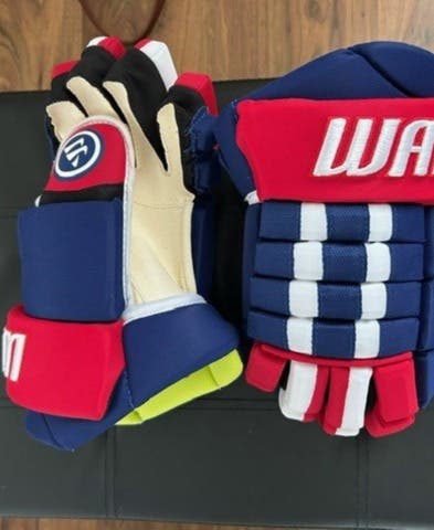 New Warrior Alpha Classic NHL Pro Stock Senior Hockey Gloves